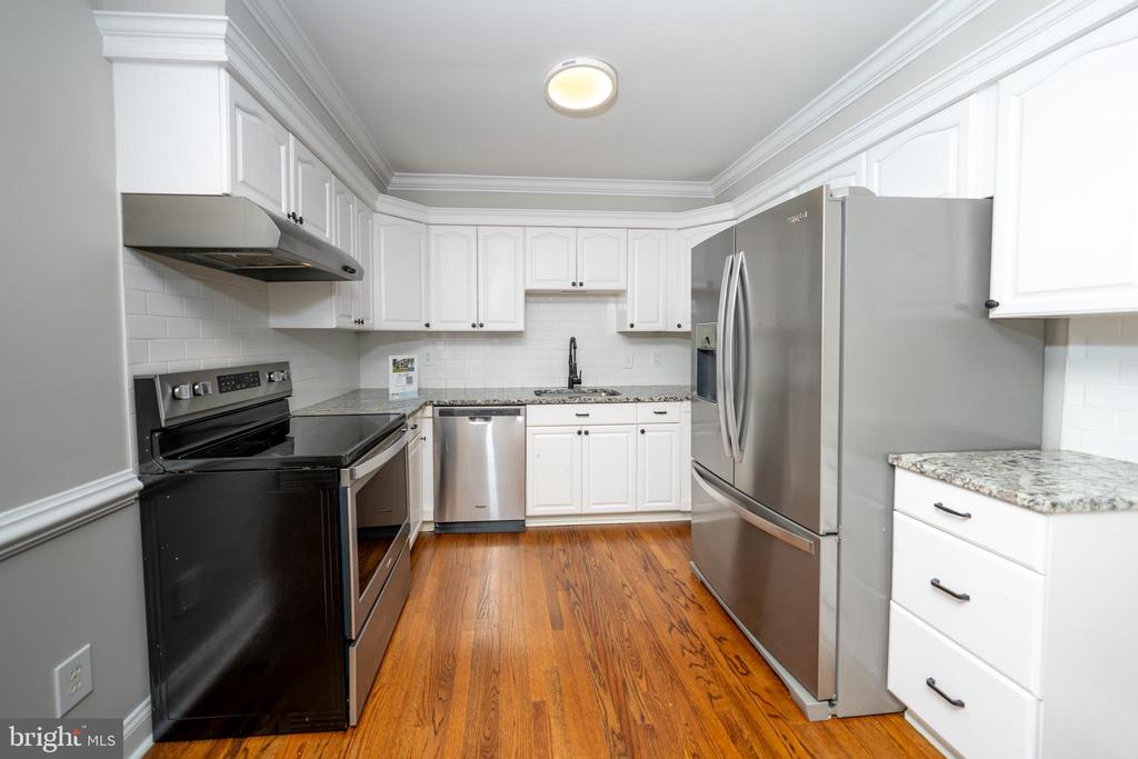 7199 SPOTSYLVANIA ST, WARRENTON, Virginia, 4 Bedrooms Bedrooms, ,2 BathroomsBathrooms,Residential,7199 SPOTSYLVANIA ST,VAFQ2016416 MLS # VAFQ2016416