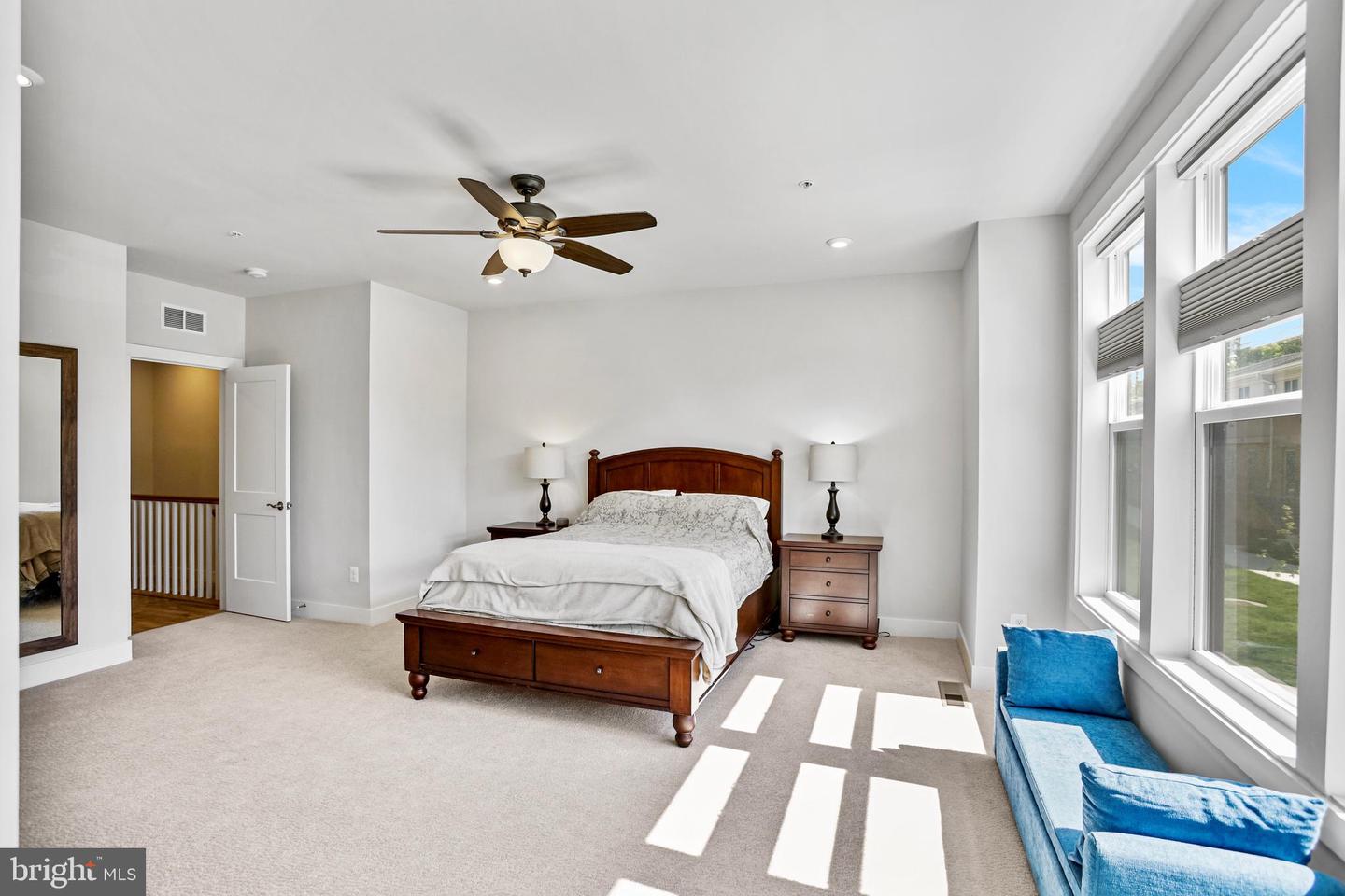 1684 BANDIT LOOP, RESTON, Virginia 20190, 2 Bedrooms Bedrooms, ,2 BathroomsBathrooms,Residential,For sale,1684 BANDIT LOOP,VAFX2221400 MLS # VAFX2221400