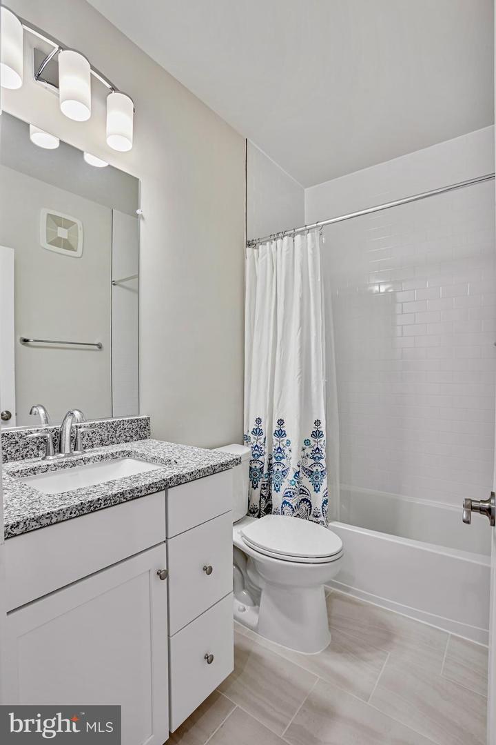 1684 BANDIT LOOP, RESTON, Virginia 20190, 2 Bedrooms Bedrooms, ,2 BathroomsBathrooms,Residential,For sale,1684 BANDIT LOOP,VAFX2221400 MLS # VAFX2221400