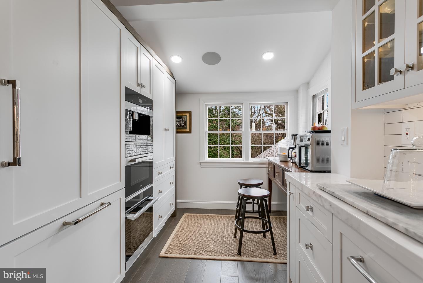 3708 23RD ST N, ARLINGTON, Virginia 22207, 3 Bedrooms Bedrooms, 13 Rooms Rooms,3 BathroomsBathrooms,Residential,For sale,3708 23RD ST N,VAAR2053598 MLS # VAAR2053598