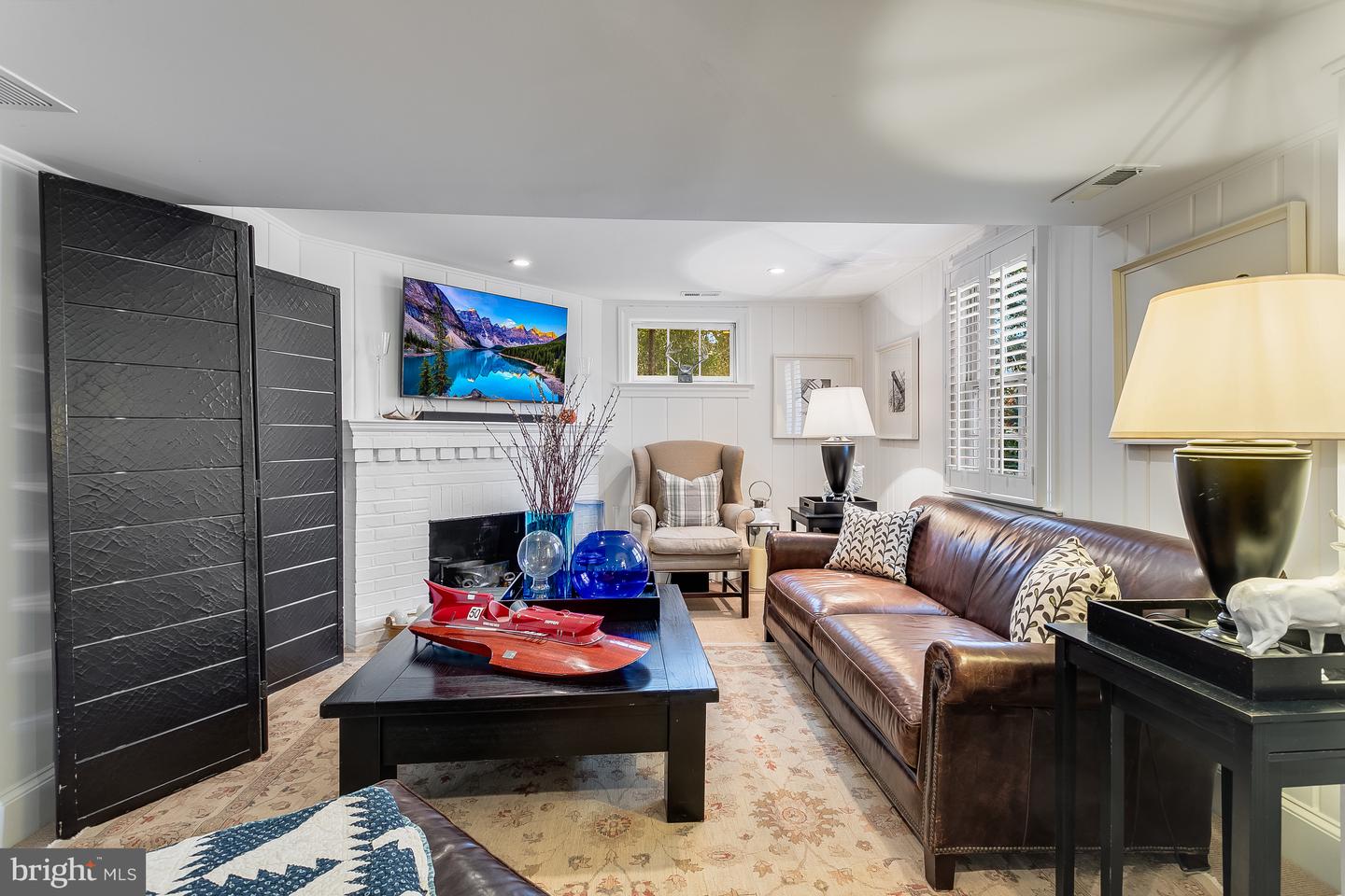 3708 23RD ST N, ARLINGTON, Virginia 22207, 3 Bedrooms Bedrooms, 13 Rooms Rooms,3 BathroomsBathrooms,Residential,For sale,3708 23RD ST N,VAAR2053598 MLS # VAAR2053598