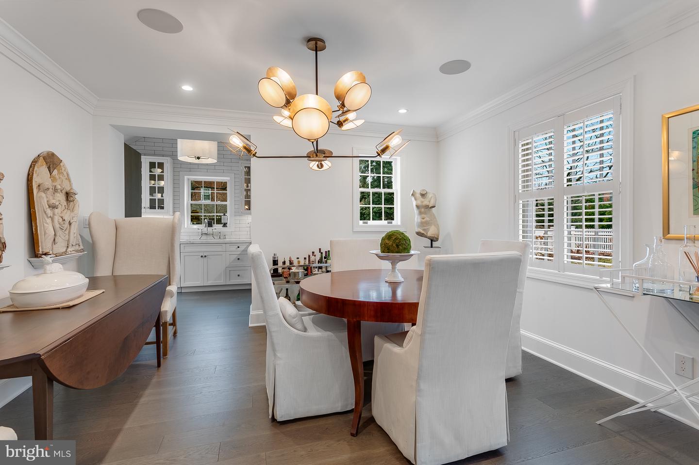 3708 23RD ST N, ARLINGTON, Virginia 22207, 3 Bedrooms Bedrooms, 13 Rooms Rooms,3 BathroomsBathrooms,Residential,For sale,3708 23RD ST N,VAAR2053598 MLS # VAAR2053598