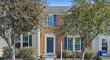 45667 PADDINGTON STATION TER, STERLING, Virginia 20166, 3 Bedrooms Bedrooms, ,3 BathroomsBathrooms,Residential,For sale,45667 PADDINGTON STATION TER,VALO2089576 MLS # VALO2089576