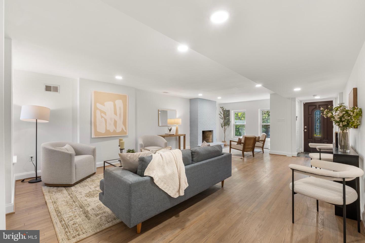1427 S ST NW, WASHINGTON, District Of Columbia 20009, 4 Bedrooms Bedrooms, ,3 BathroomsBathrooms,Residential,For sale,1427 S ST NW,DCDC2187168 MLS # DCDC2187168