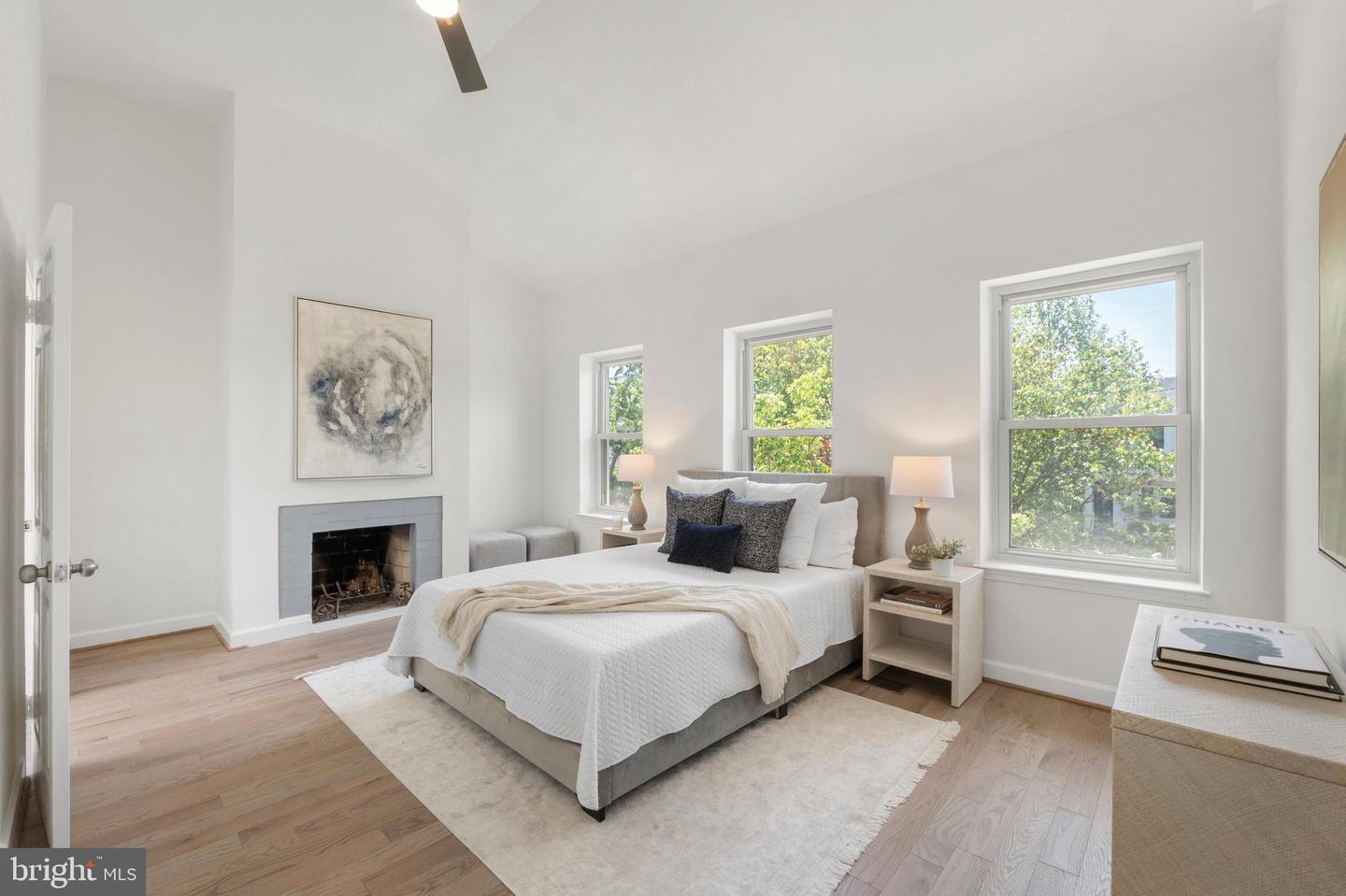 1427 S ST NW, WASHINGTON, District Of Columbia 20009, 4 Bedrooms Bedrooms, ,3 BathroomsBathrooms,Residential,For sale,1427 S ST NW,DCDC2187168 MLS # DCDC2187168