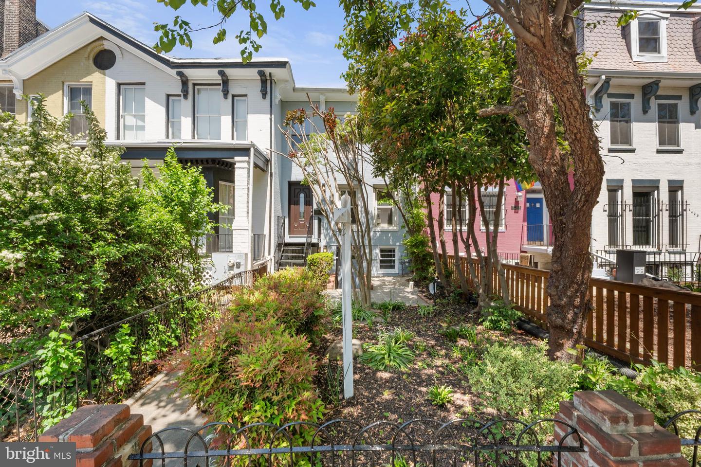 1427 S ST NW, WASHINGTON, District Of Columbia 20009, 4 Bedrooms Bedrooms, ,3 BathroomsBathrooms,Residential,For sale,1427 S ST NW,DCDC2187168 MLS # DCDC2187168