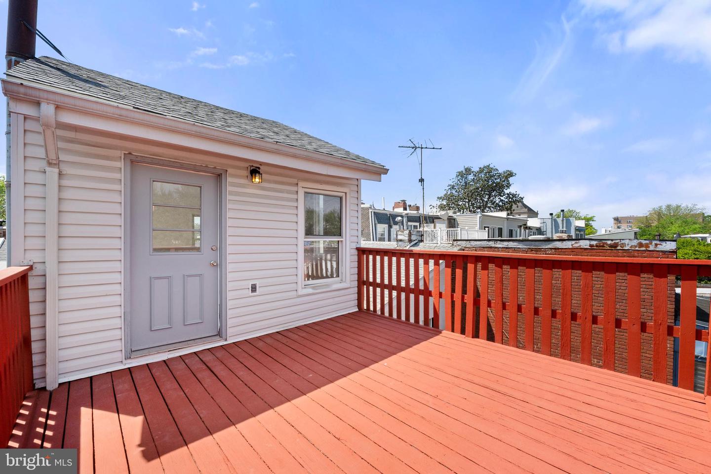1427 S ST NW, WASHINGTON, District Of Columbia 20009, 4 Bedrooms Bedrooms, ,3 BathroomsBathrooms,Residential,For sale,1427 S ST NW,DCDC2187168 MLS # DCDC2187168