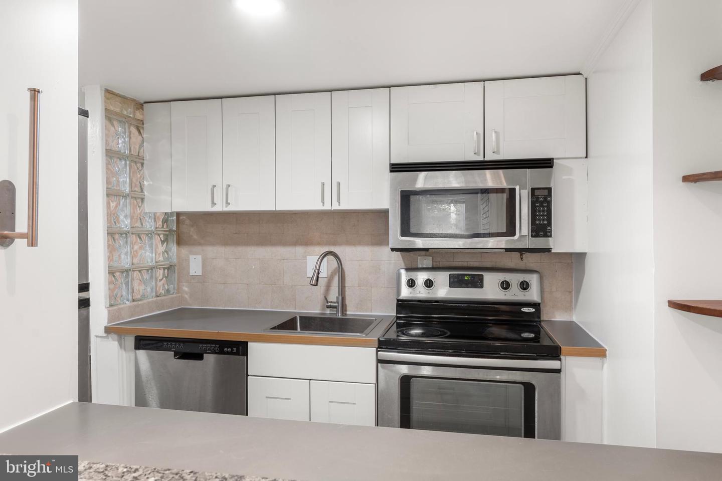 1427 S ST NW, WASHINGTON, District Of Columbia 20009, 4 Bedrooms Bedrooms, ,3 BathroomsBathrooms,Residential,For sale,1427 S ST NW,DCDC2187168 MLS # DCDC2187168