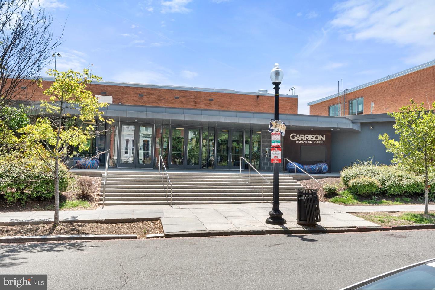 1427 S ST NW, WASHINGTON, District Of Columbia 20009, 4 Bedrooms Bedrooms, ,3 BathroomsBathrooms,Residential,For sale,1427 S ST NW,DCDC2187168 MLS # DCDC2187168