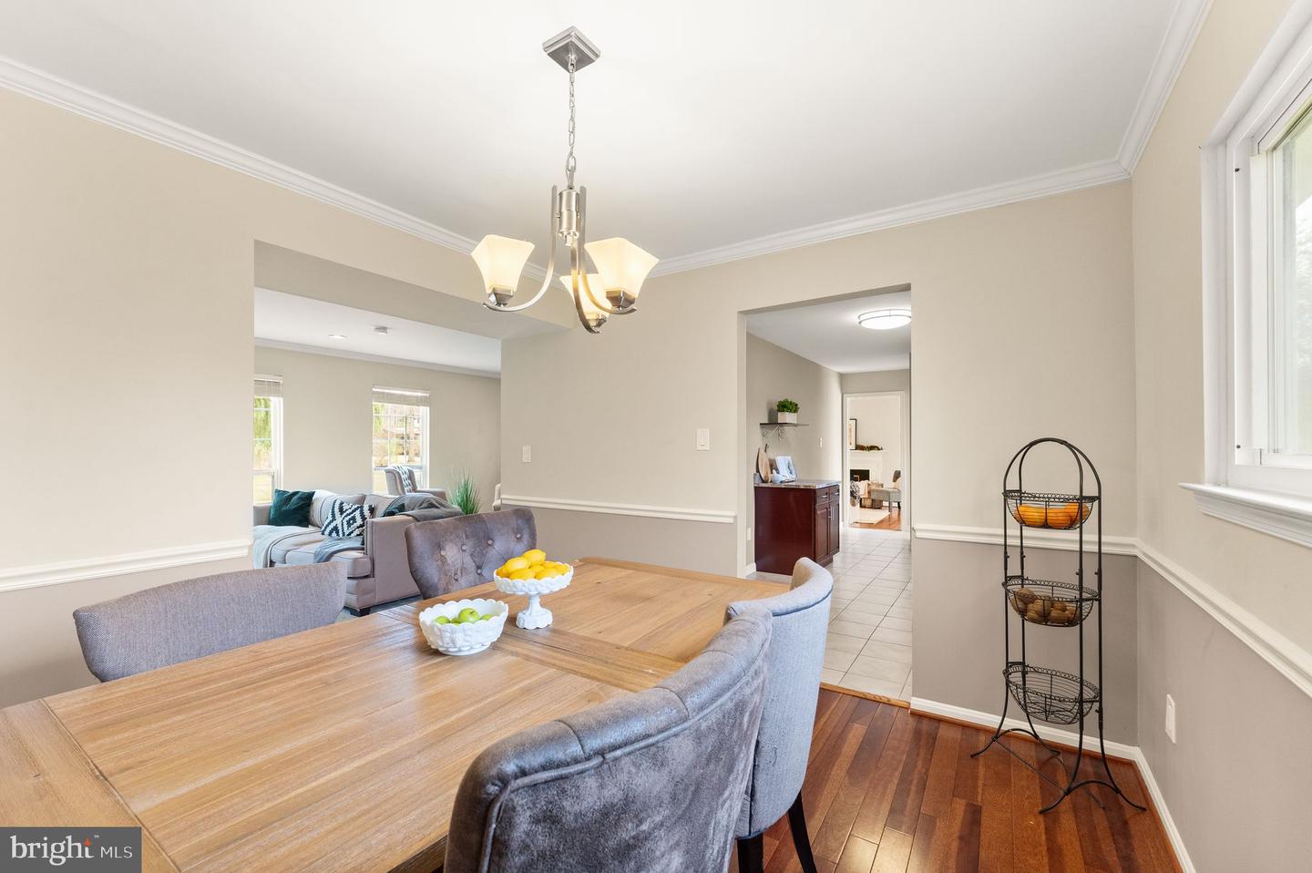 2412 IVYWOOD RD, RESTON, Virginia 20191, 4 Bedrooms Bedrooms, ,2 BathroomsBathrooms,Residential,For sale,2412 IVYWOOD RD,VAFX2224320 MLS # VAFX2224320