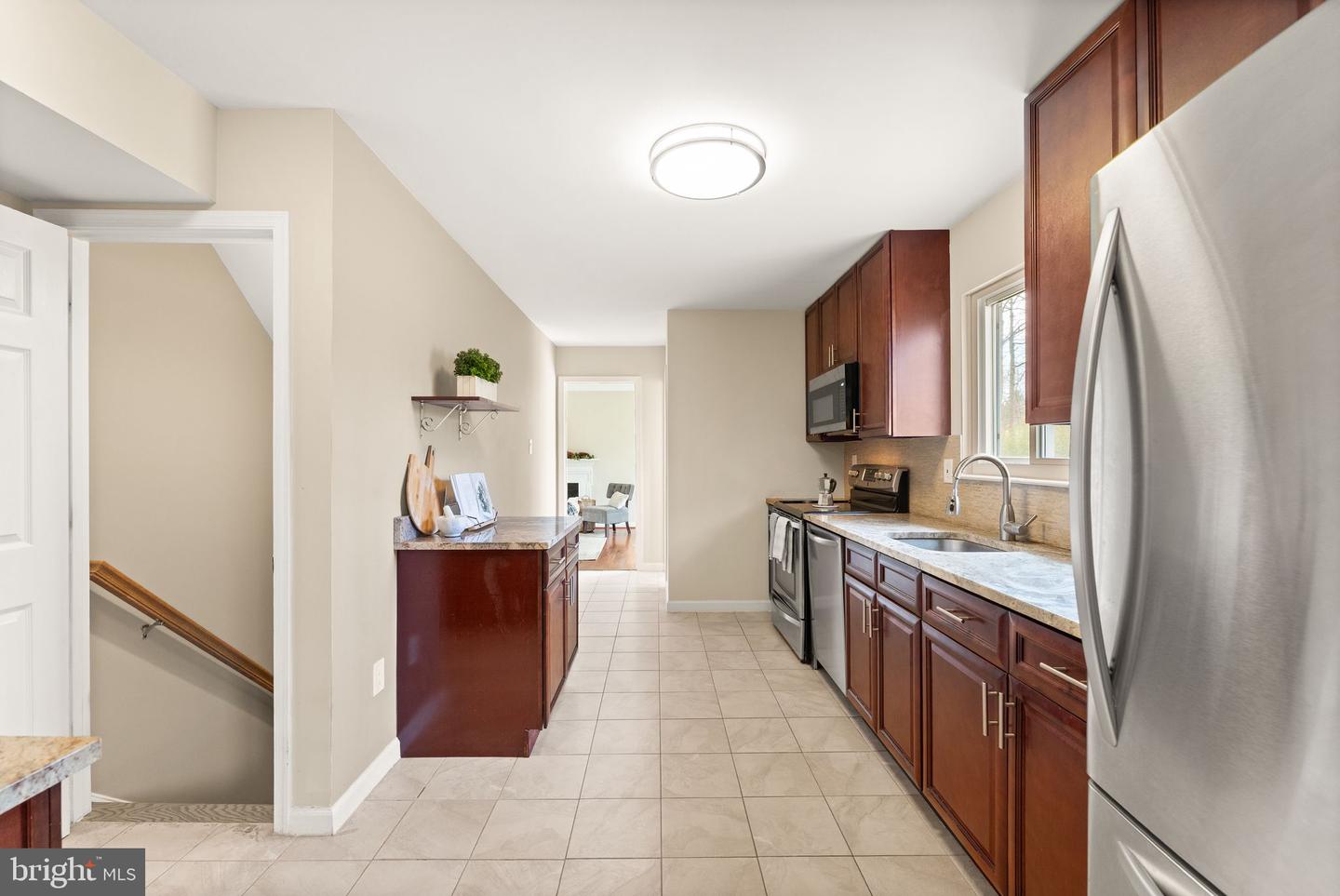 2412 IVYWOOD RD, RESTON, Virginia 20191, 4 Bedrooms Bedrooms, ,2 BathroomsBathrooms,Residential,For sale,2412 IVYWOOD RD,VAFX2224320 MLS # VAFX2224320