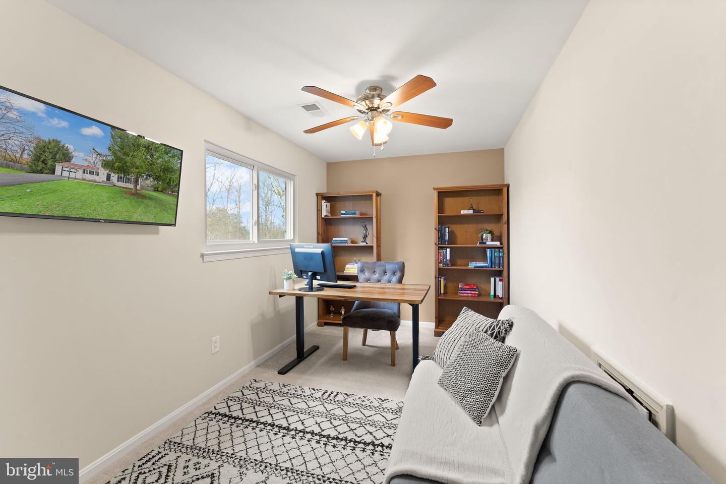2412 IVYWOOD RD, RESTON, Virginia 20191, 4 Bedrooms Bedrooms, ,2 BathroomsBathrooms,Residential,For sale,2412 IVYWOOD RD,VAFX2224320 MLS # VAFX2224320