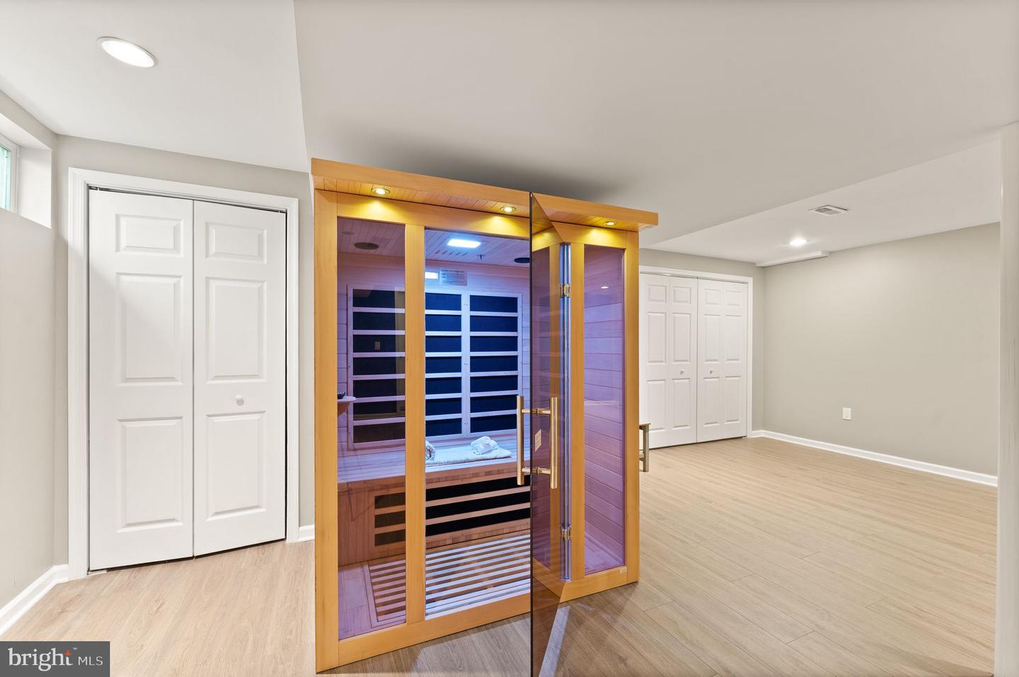 2412 IVYWOOD RD, RESTON, Virginia 20191, 4 Bedrooms Bedrooms, ,2 BathroomsBathrooms,Residential,For sale,2412 IVYWOOD RD,VAFX2224320 MLS # VAFX2224320