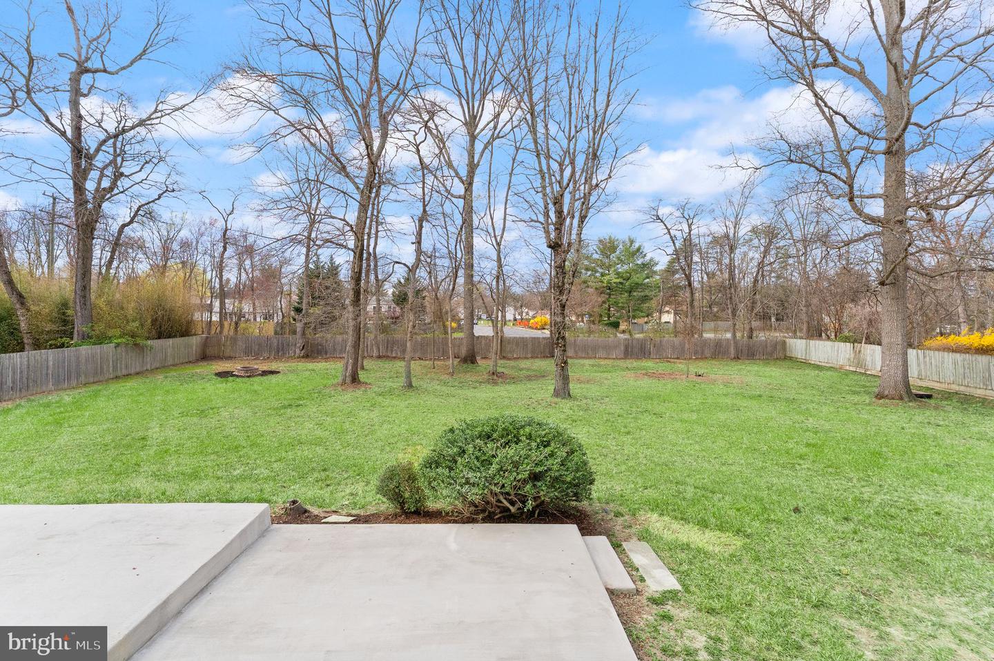 2412 IVYWOOD RD, RESTON, Virginia 20191, 4 Bedrooms Bedrooms, ,2 BathroomsBathrooms,Residential,For sale,2412 IVYWOOD RD,VAFX2224320 MLS # VAFX2224320