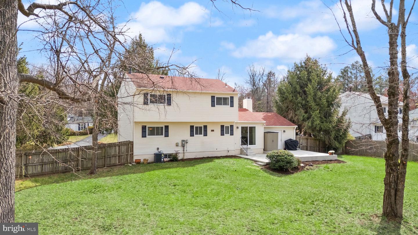 2412 IVYWOOD RD, RESTON, Virginia 20191, 4 Bedrooms Bedrooms, ,2 BathroomsBathrooms,Residential,For sale,2412 IVYWOOD RD,VAFX2224320 MLS # VAFX2224320