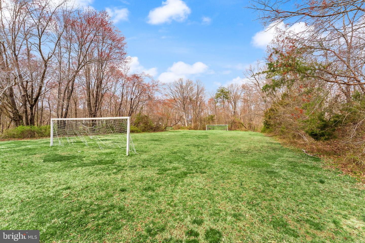 2412 IVYWOOD RD, RESTON, Virginia 20191, 4 Bedrooms Bedrooms, ,2 BathroomsBathrooms,Residential,For sale,2412 IVYWOOD RD,VAFX2224320 MLS # VAFX2224320
