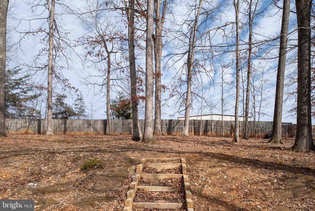 116 LAKEVIEW PKWY, LOCUST GROVE, Virginia 22508, 4 Bedrooms Bedrooms, ,2 BathroomsBathrooms,Residential,116 LAKEVIEW PKWY,VAOR2009556 MLS # VAOR2009556