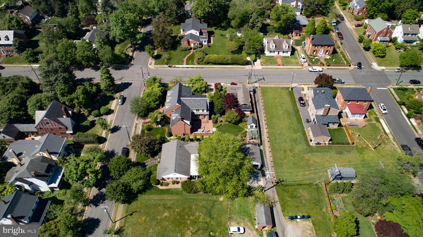 809 CORNELL ST, FREDERICKSBURG, Virginia 22401, 5 Bedrooms Bedrooms, ,5 BathroomsBathrooms,Residential,For sale,809 CORNELL ST,VAFB2007688 MLS # VAFB2007688