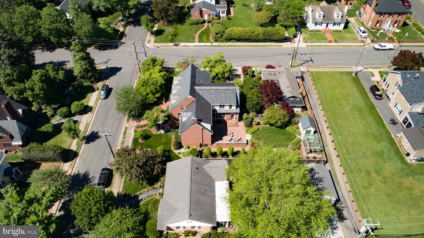809 CORNELL ST, FREDERICKSBURG, Virginia 22401, 5 Bedrooms Bedrooms, ,5 BathroomsBathrooms,Residential,For sale,809 CORNELL ST,VAFB2007688 MLS # VAFB2007688