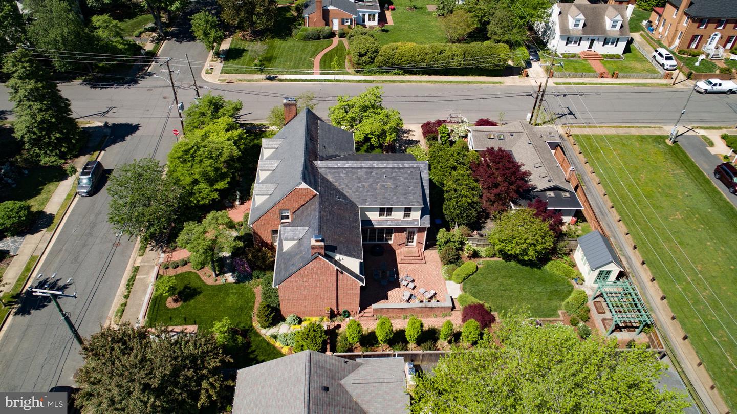 809 CORNELL ST, FREDERICKSBURG, Virginia 22401, 5 Bedrooms Bedrooms, ,5 BathroomsBathrooms,Residential,For sale,809 CORNELL ST,VAFB2007688 MLS # VAFB2007688