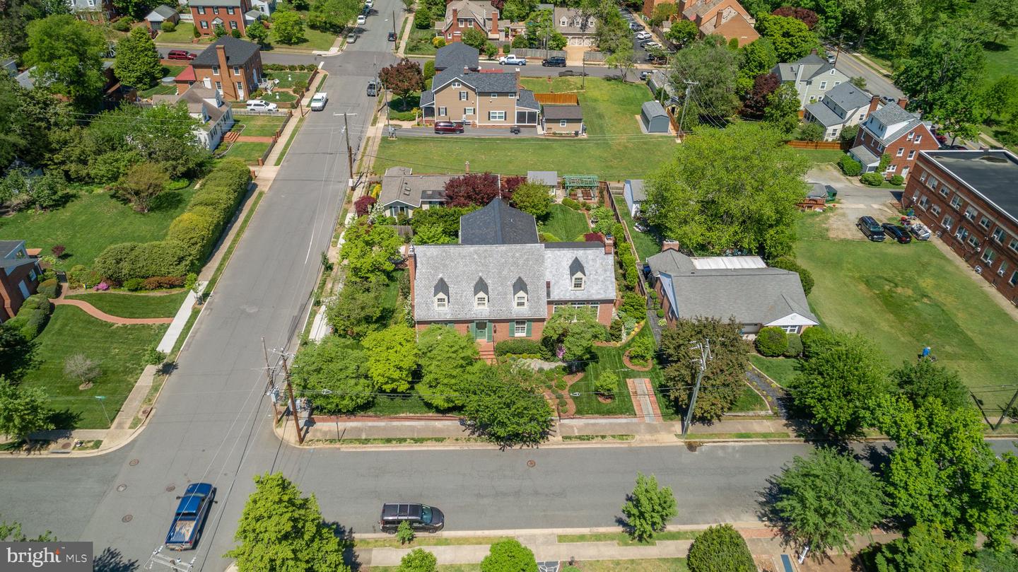 809 CORNELL ST, FREDERICKSBURG, Virginia 22401, 5 Bedrooms Bedrooms, ,5 BathroomsBathrooms,Residential,For sale,809 CORNELL ST,VAFB2007688 MLS # VAFB2007688