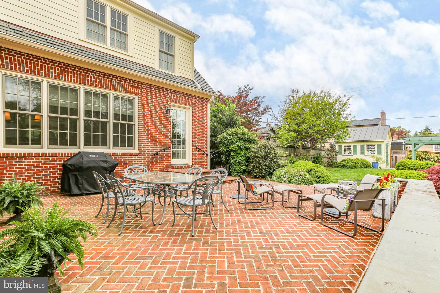 809 CORNELL ST, FREDERICKSBURG, Virginia 22401, 5 Bedrooms Bedrooms, ,5 BathroomsBathrooms,Residential,For sale,809 CORNELL ST,VAFB2007688 MLS # VAFB2007688