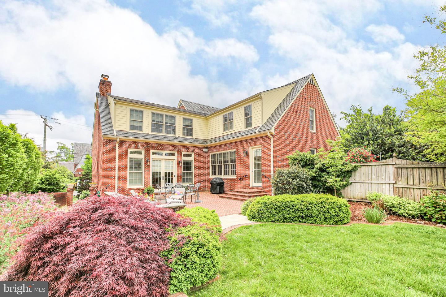 809 CORNELL ST, FREDERICKSBURG, Virginia 22401, 5 Bedrooms Bedrooms, ,5 BathroomsBathrooms,Residential,For sale,809 CORNELL ST,VAFB2007688 MLS # VAFB2007688