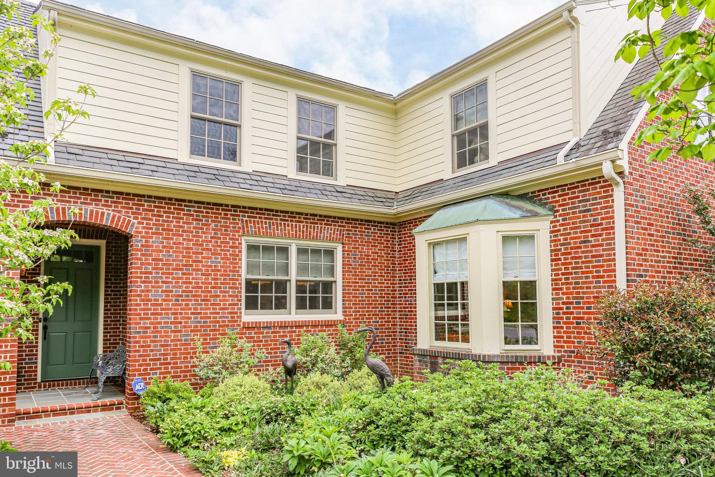 809 CORNELL ST, FREDERICKSBURG, Virginia 22401, 5 Bedrooms Bedrooms, ,5 BathroomsBathrooms,Residential,For sale,809 CORNELL ST,VAFB2007688 MLS # VAFB2007688