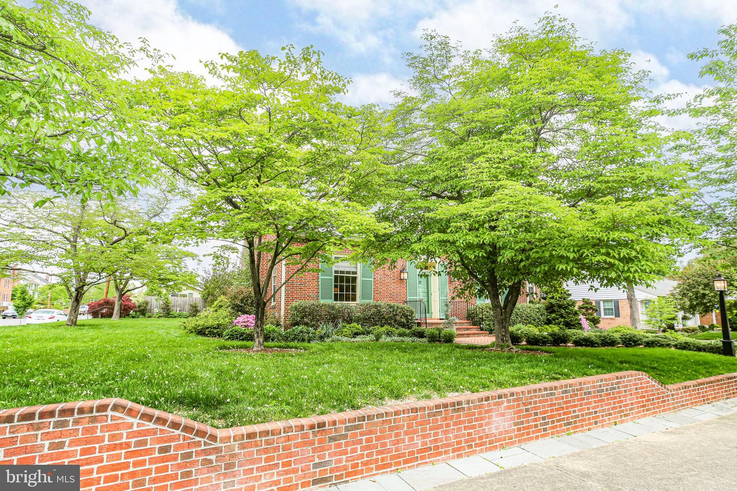809 CORNELL ST, FREDERICKSBURG, Virginia 22401, 5 Bedrooms Bedrooms, ,5 BathroomsBathrooms,Residential,For sale,809 CORNELL ST,VAFB2007688 MLS # VAFB2007688
