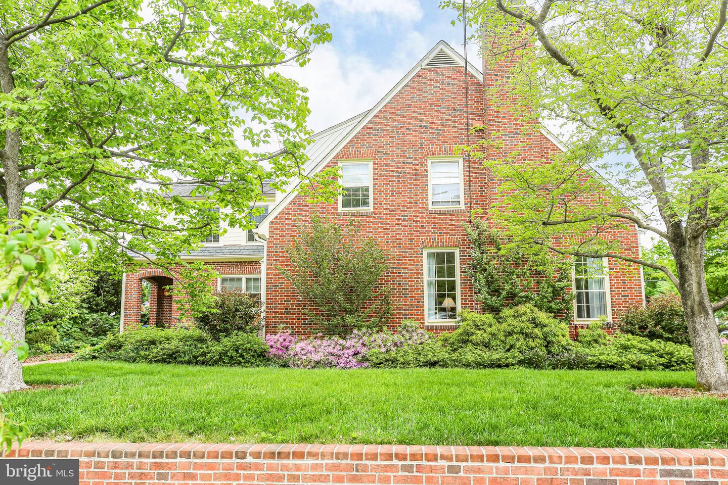 809 CORNELL ST, FREDERICKSBURG, Virginia 22401, 5 Bedrooms Bedrooms, ,5 BathroomsBathrooms,Residential,For sale,809 CORNELL ST,VAFB2007688 MLS # VAFB2007688
