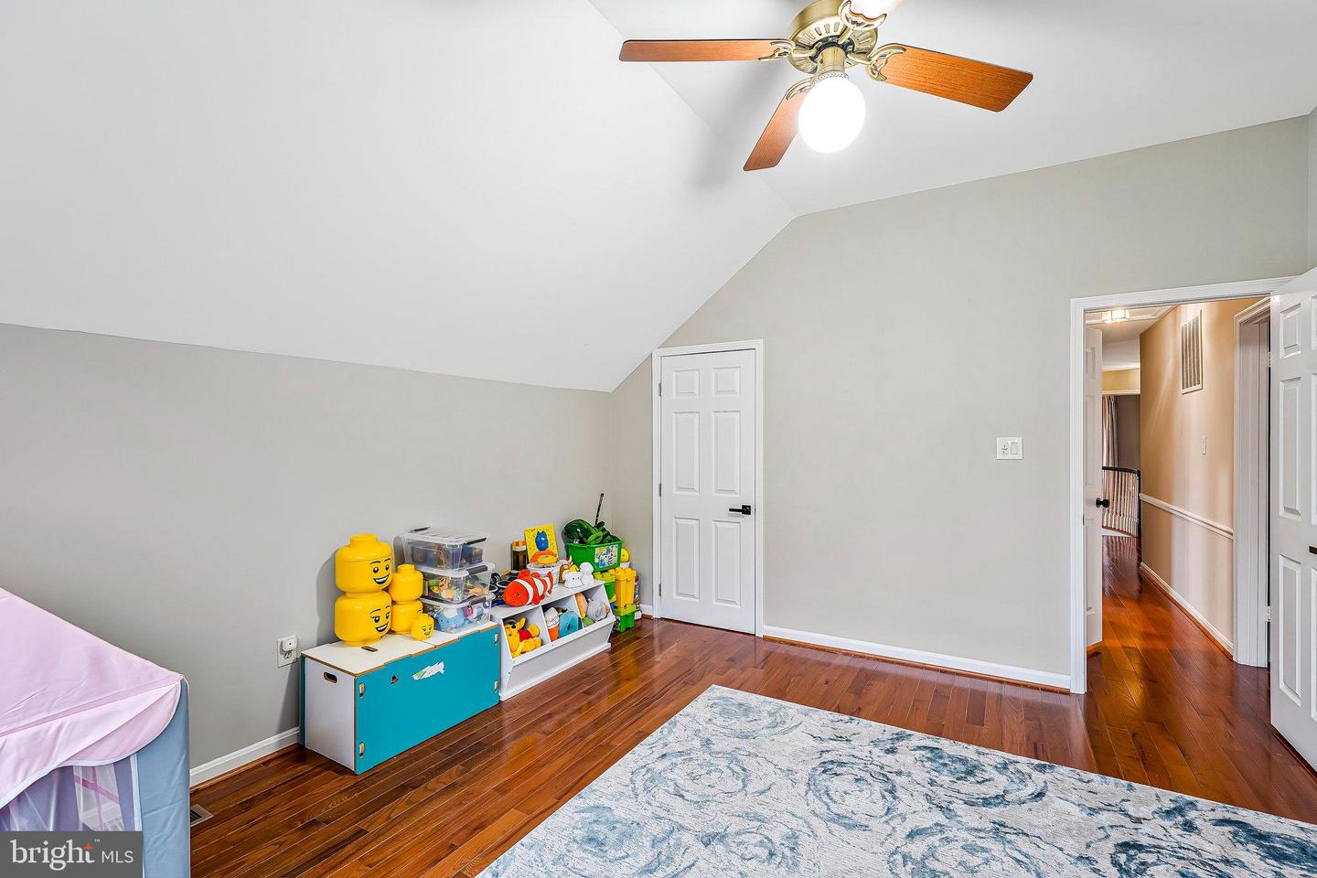 13435 BLACK GUM CT, CHANTILLY, Virginia 20151, 6 Bedrooms Bedrooms, ,3 BathroomsBathrooms,Residential,For sale,13435 BLACK GUM CT,VAFX2225322 MLS # VAFX2225322