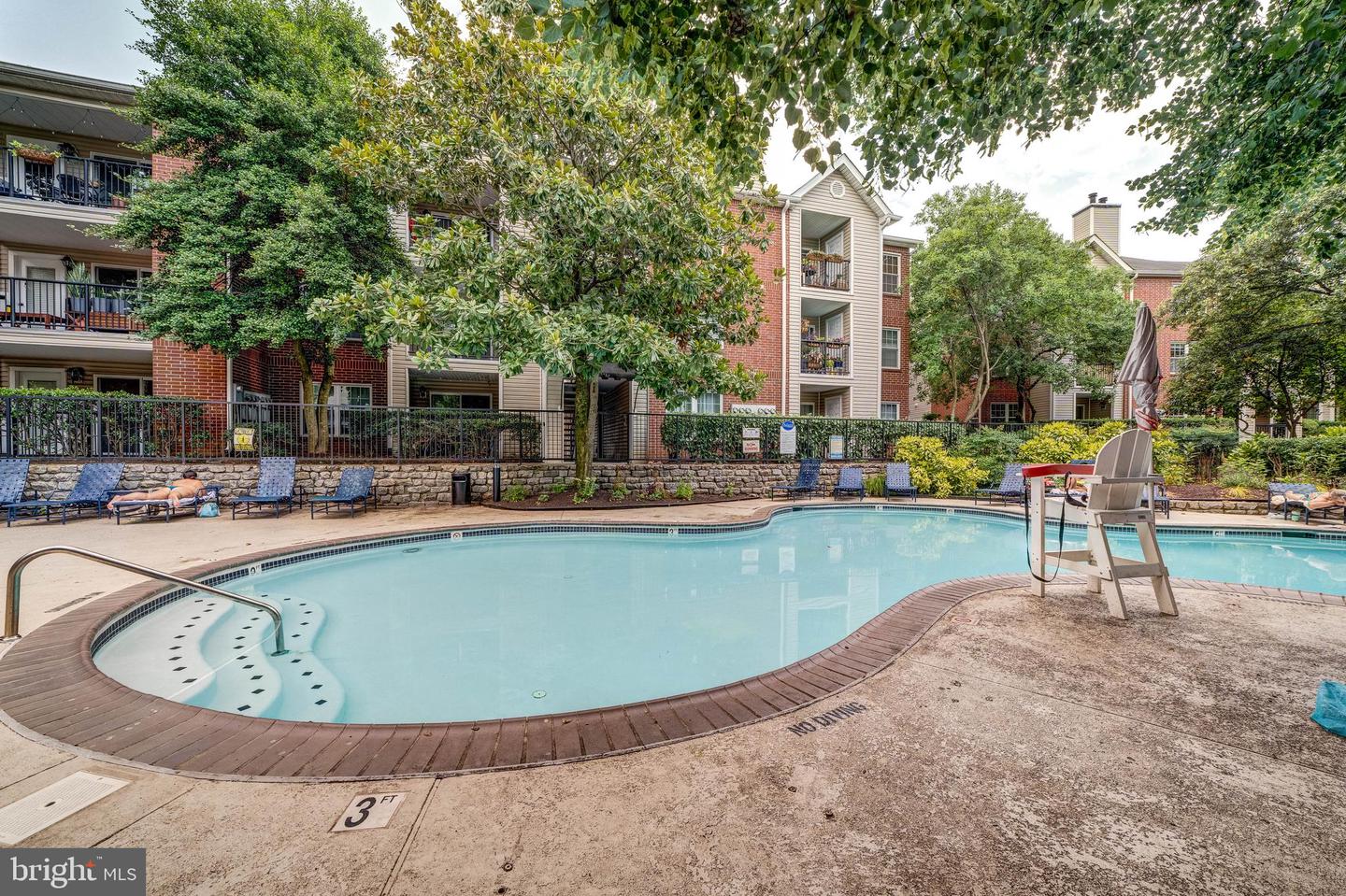 3310 WYNDHAM CIR #111, ALEXANDRIA, Virginia 22302, 1 Bedroom Bedrooms, ,1 BathroomBathrooms,Residential,For sale,3310 WYNDHAM CIR #111,VAAX2042414 MLS # VAAX2042414