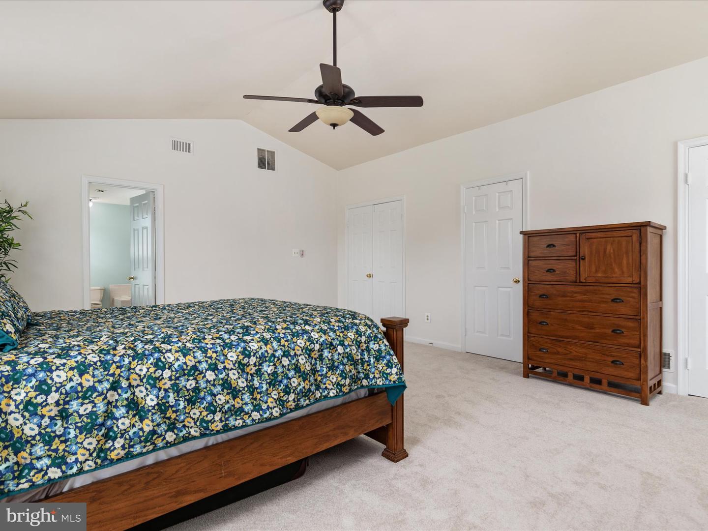 5410 STAPLES LN, WOODBRIDGE, Virginia 22193, 5 Bedrooms Bedrooms, ,3 BathroomsBathrooms,Residential,For sale,5410 STAPLES LN,VAPW2089080 MLS # VAPW2089080