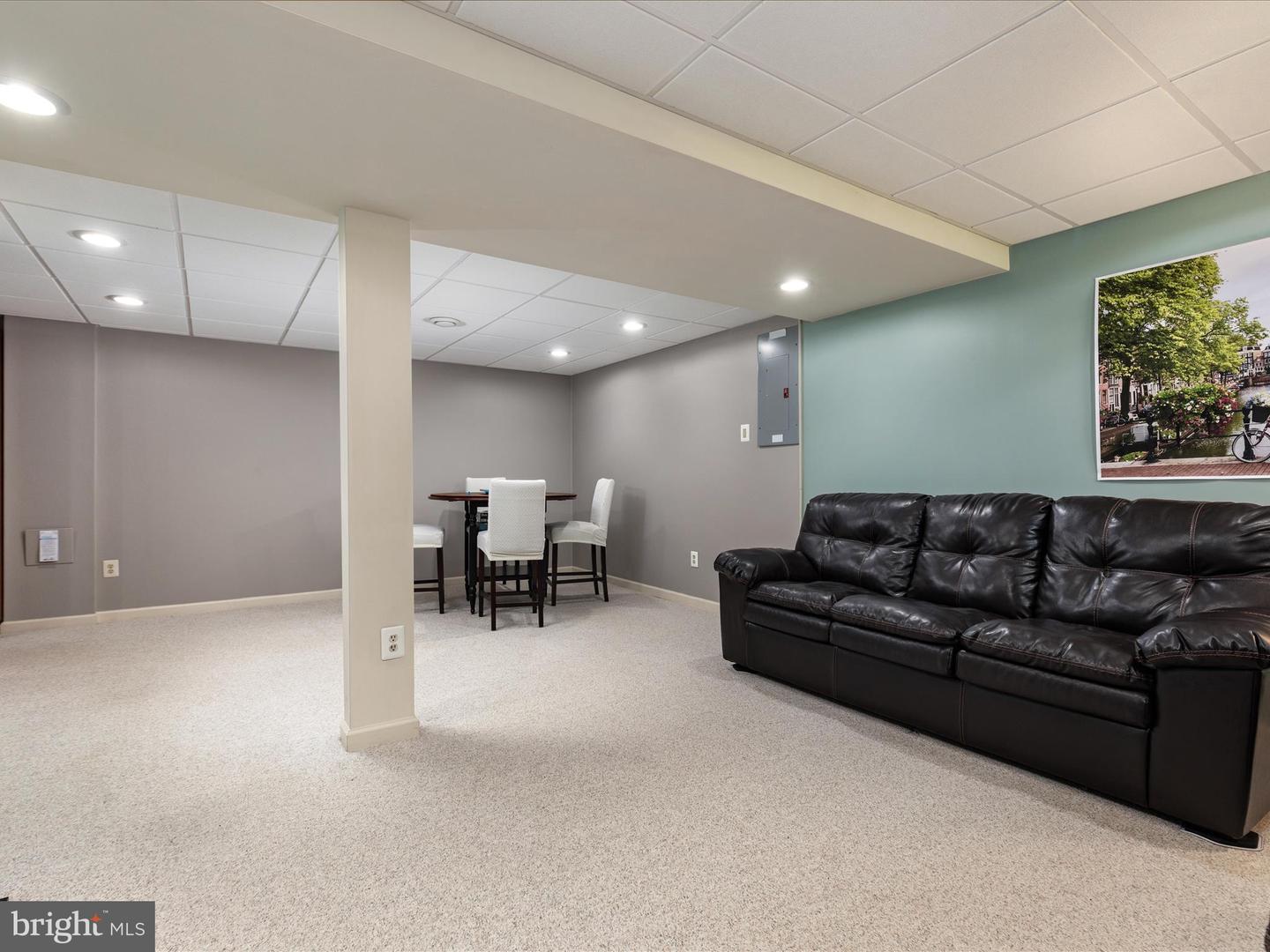 5410 STAPLES LN, WOODBRIDGE, Virginia 22193, 5 Bedrooms Bedrooms, ,3 BathroomsBathrooms,Residential,For sale,5410 STAPLES LN,VAPW2089080 MLS # VAPW2089080