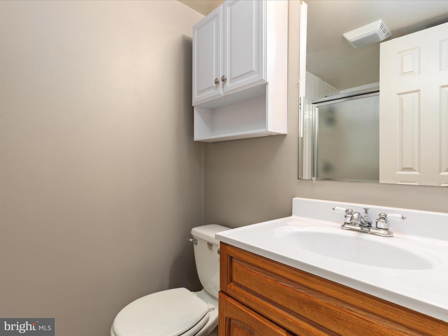 5410 STAPLES LN, WOODBRIDGE, Virginia 22193, 5 Bedrooms Bedrooms, ,3 BathroomsBathrooms,Residential,For sale,5410 STAPLES LN,VAPW2089080 MLS # VAPW2089080