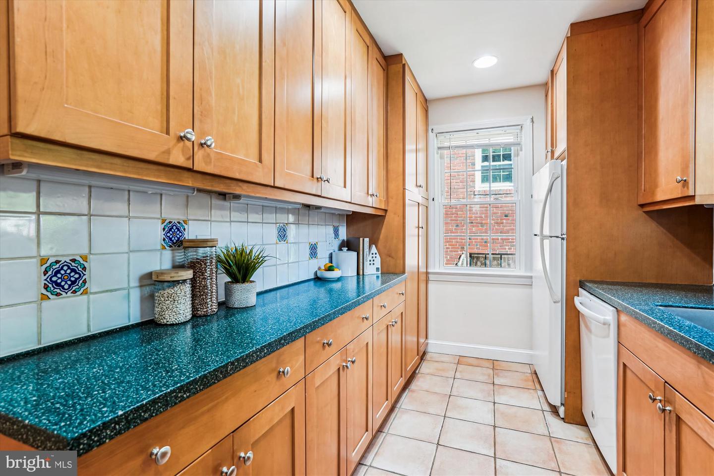 6024 16TH ST N, ARLINGTON, Virginia 22205, 4 Bedrooms Bedrooms, ,1 BathroomBathrooms,Residential,For sale,6024 16TH ST N,VAAR2054202 MLS # VAAR2054202