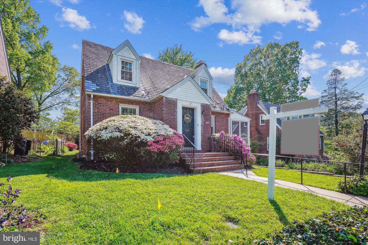6024 16TH ST N, ARLINGTON, Virginia 22205, 4 Bedrooms Bedrooms, ,1 BathroomBathrooms,Residential,For sale,6024 16TH ST N,VAAR2054202 MLS # VAAR2054202