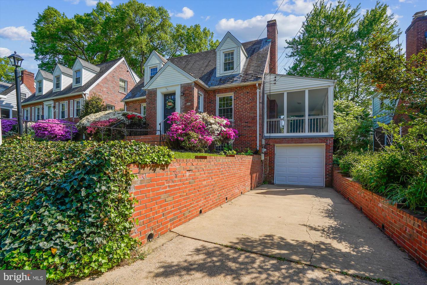 6024 16TH ST N, ARLINGTON, Virginia 22205, 4 Bedrooms Bedrooms, ,1 BathroomBathrooms,Residential,For sale,6024 16TH ST N,VAAR2054202 MLS # VAAR2054202