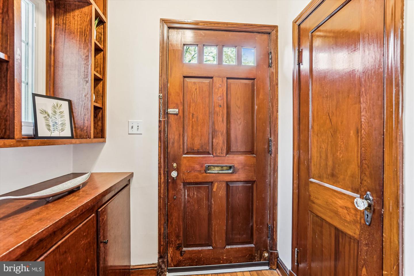 6024 16TH ST N, ARLINGTON, Virginia 22205, 4 Bedrooms Bedrooms, ,1 BathroomBathrooms,Residential,For sale,6024 16TH ST N,VAAR2054202 MLS # VAAR2054202