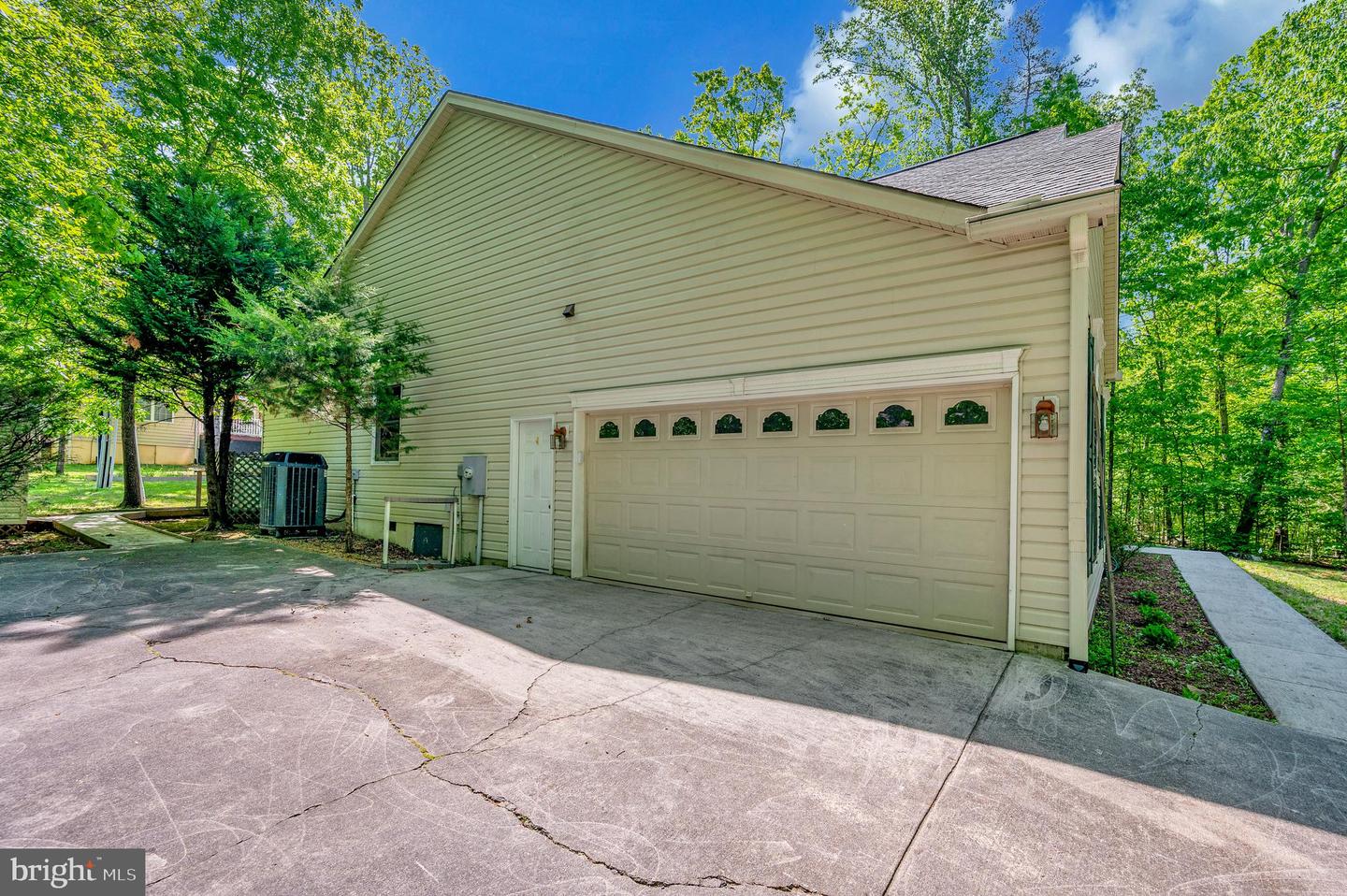 317 EDGEHILL DR, LOCUST GROVE, Virginia 22508, 3 Bedrooms Bedrooms, 7 Rooms Rooms,2 BathroomsBathrooms,Residential,For sale,317 EDGEHILL DR,VAOR2009048 MLS # VAOR2009048