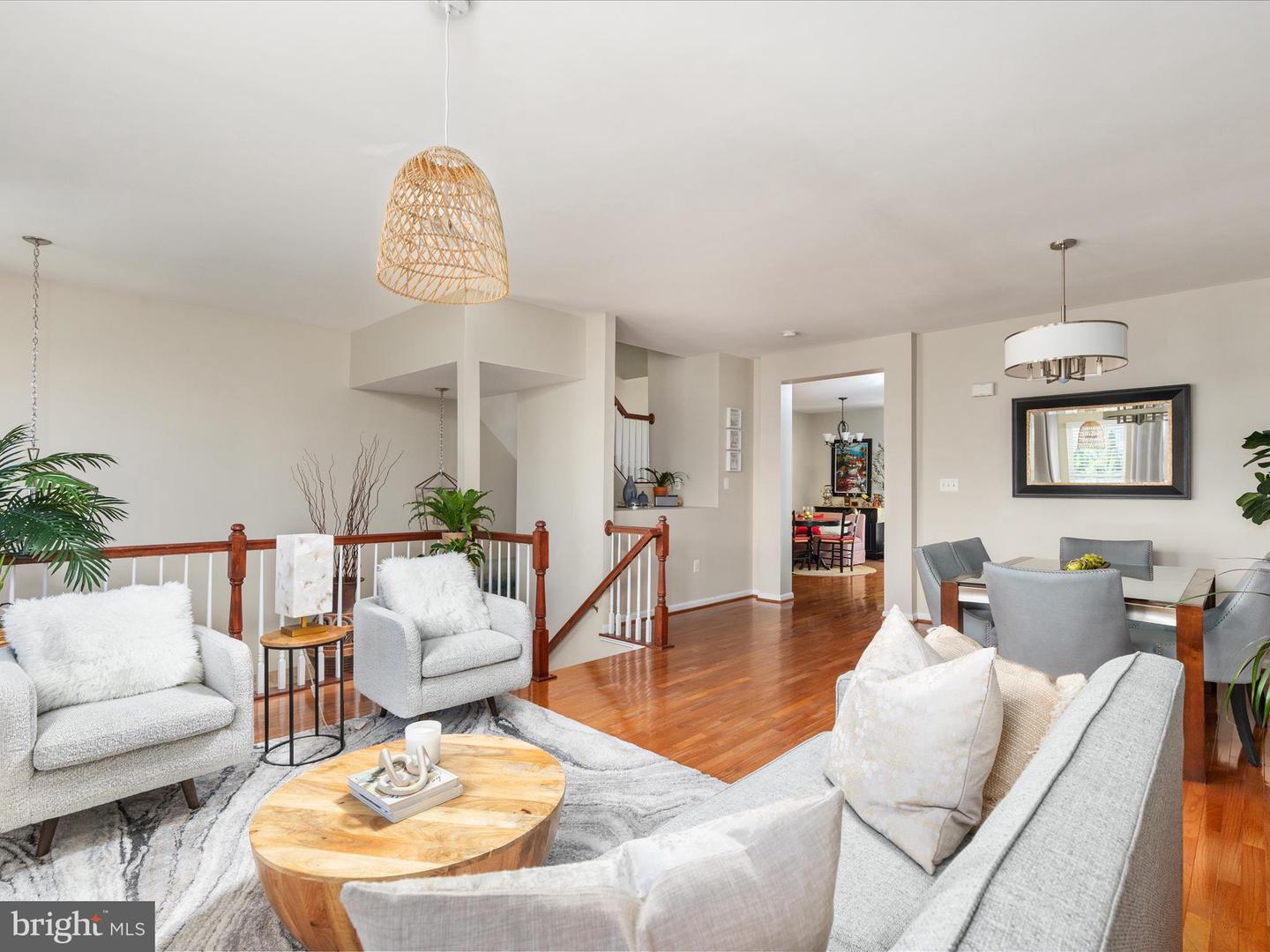 12632 HERON RIDGE DR, FAIRFAX, Virginia 22030, 3 Bedrooms Bedrooms, ,3 BathroomsBathrooms,Residential,For sale,12632 HERON RIDGE DR,VAFX2225900 MLS # VAFX2225900