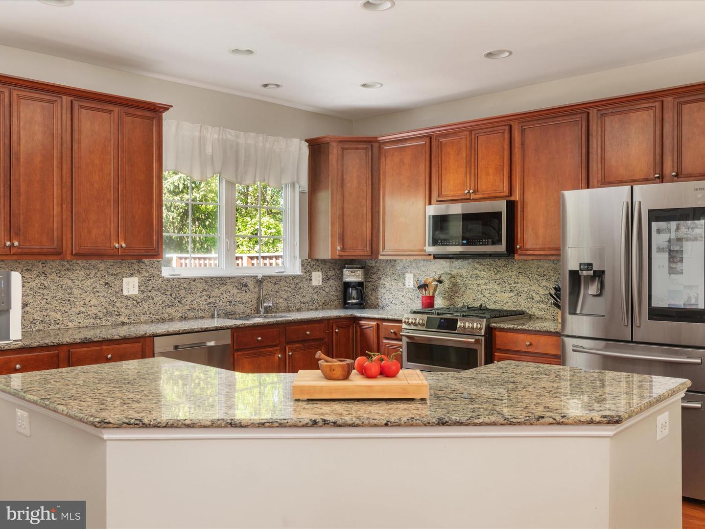 12632 HERON RIDGE DR, FAIRFAX, Virginia 22030, 3 Bedrooms Bedrooms, ,3 BathroomsBathrooms,Residential,For sale,12632 HERON RIDGE DR,VAFX2225900 MLS # VAFX2225900
