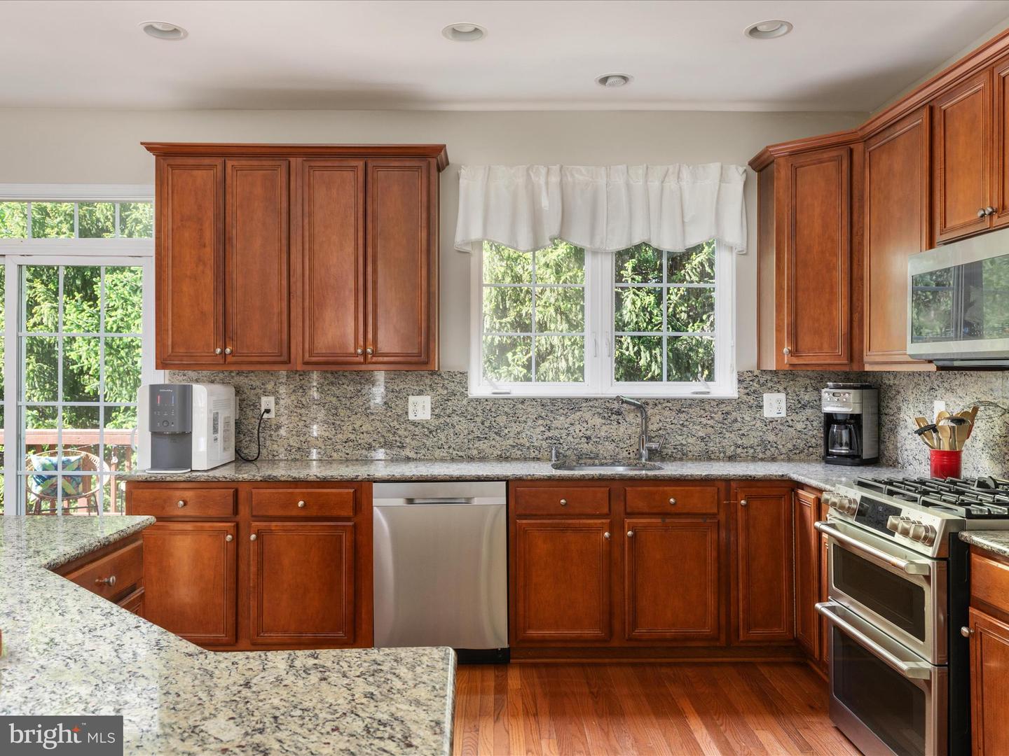 12632 HERON RIDGE DR, FAIRFAX, Virginia 22030, 3 Bedrooms Bedrooms, ,3 BathroomsBathrooms,Residential,For sale,12632 HERON RIDGE DR,VAFX2225900 MLS # VAFX2225900
