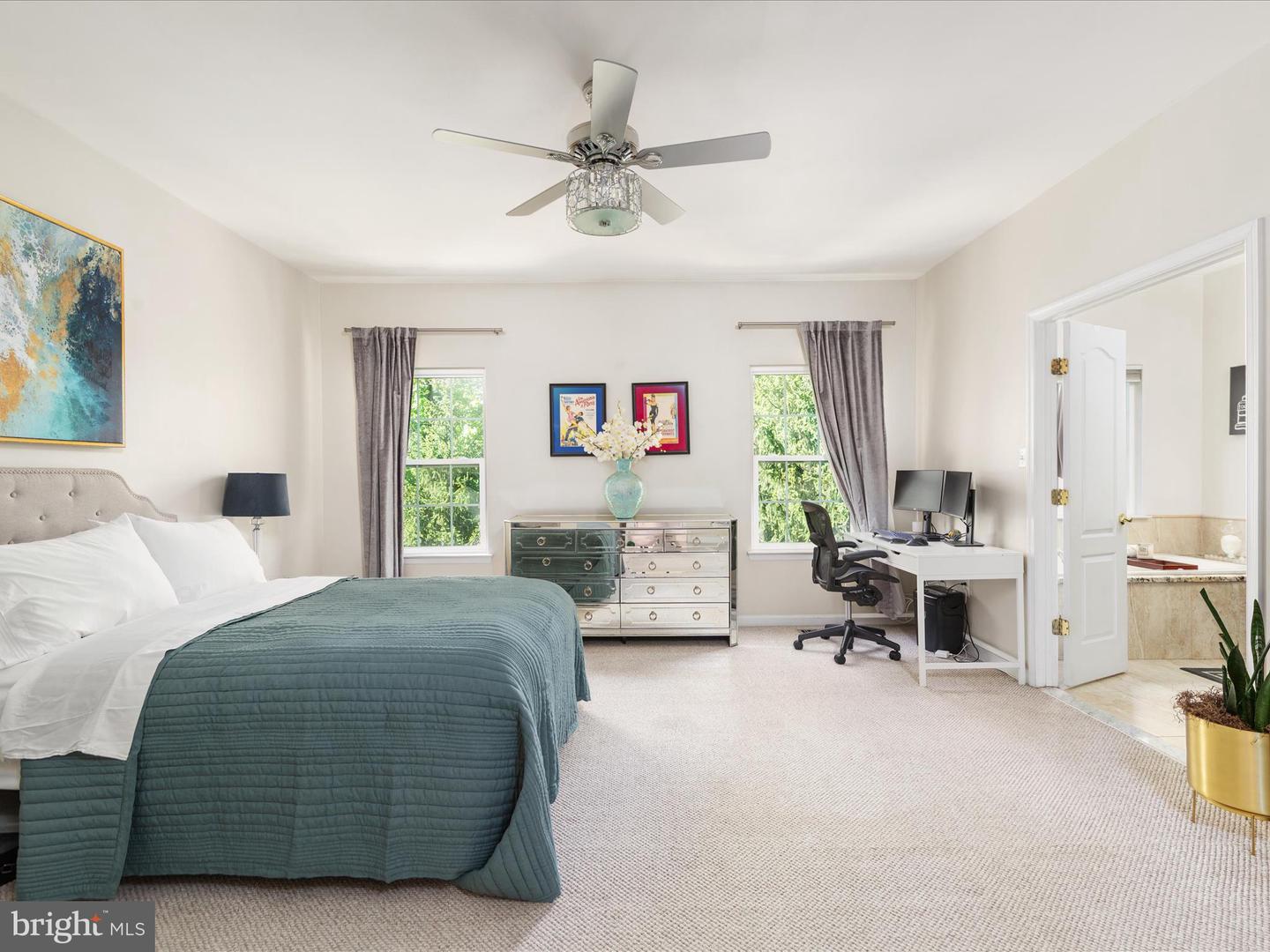 12632 HERON RIDGE DR, FAIRFAX, Virginia 22030, 3 Bedrooms Bedrooms, ,3 BathroomsBathrooms,Residential,For sale,12632 HERON RIDGE DR,VAFX2225900 MLS # VAFX2225900