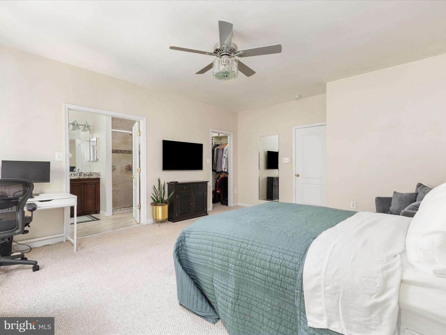 12632 HERON RIDGE DR, FAIRFAX, Virginia 22030, 3 Bedrooms Bedrooms, ,3 BathroomsBathrooms,Residential,For sale,12632 HERON RIDGE DR,VAFX2225900 MLS # VAFX2225900