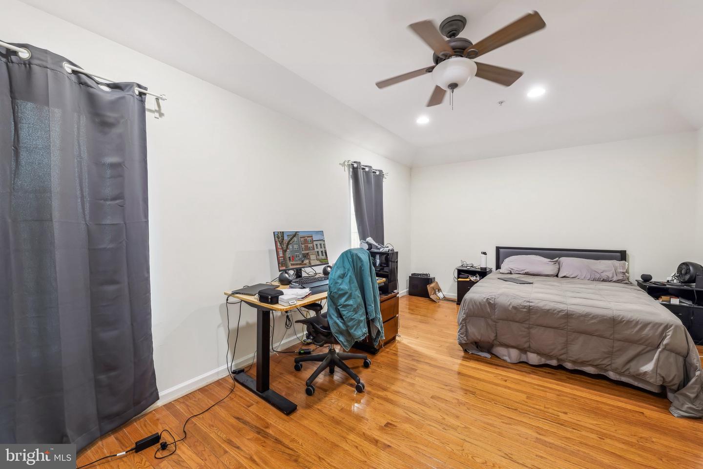 1721 5TH ST NW, WASHINGTON, District Of Columbia 20001, 1 Bedroom Bedrooms, ,1 BathroomBathrooms,Residential,For sale,1721 5TH ST NW,DCDC2188638 MLS # DCDC2188638