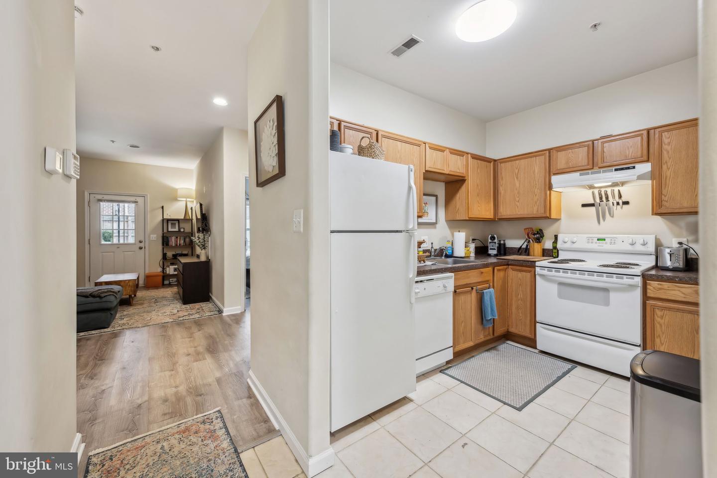 1721 5TH ST NW, WASHINGTON, District Of Columbia 20001, 1 Bedroom Bedrooms, ,1 BathroomBathrooms,Residential,For sale,1721 5TH ST NW,DCDC2188638 MLS # DCDC2188638