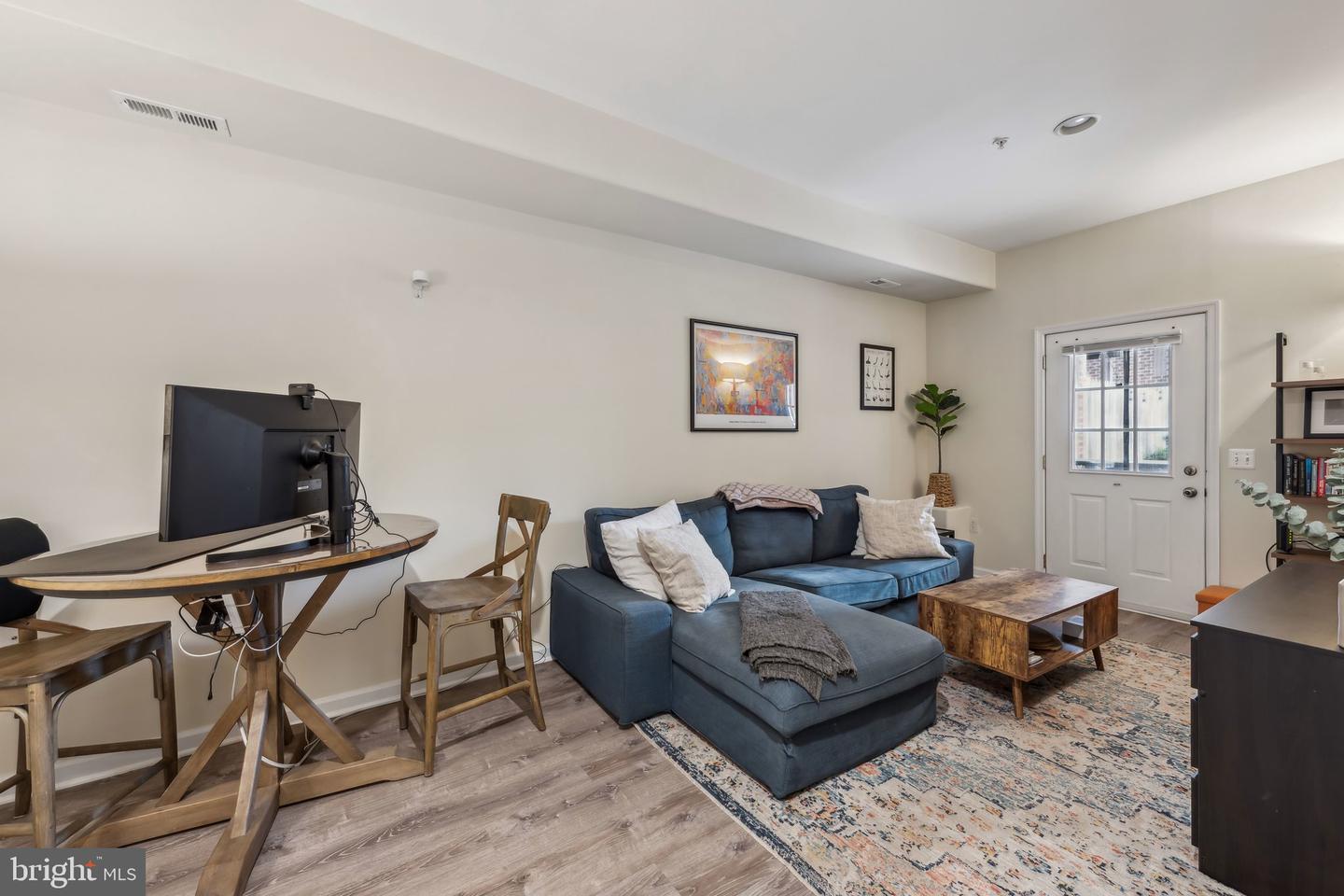 1721 5TH ST NW, WASHINGTON, District Of Columbia 20001, 1 Bedroom Bedrooms, ,1 BathroomBathrooms,Residential,For sale,1721 5TH ST NW,DCDC2188638 MLS # DCDC2188638