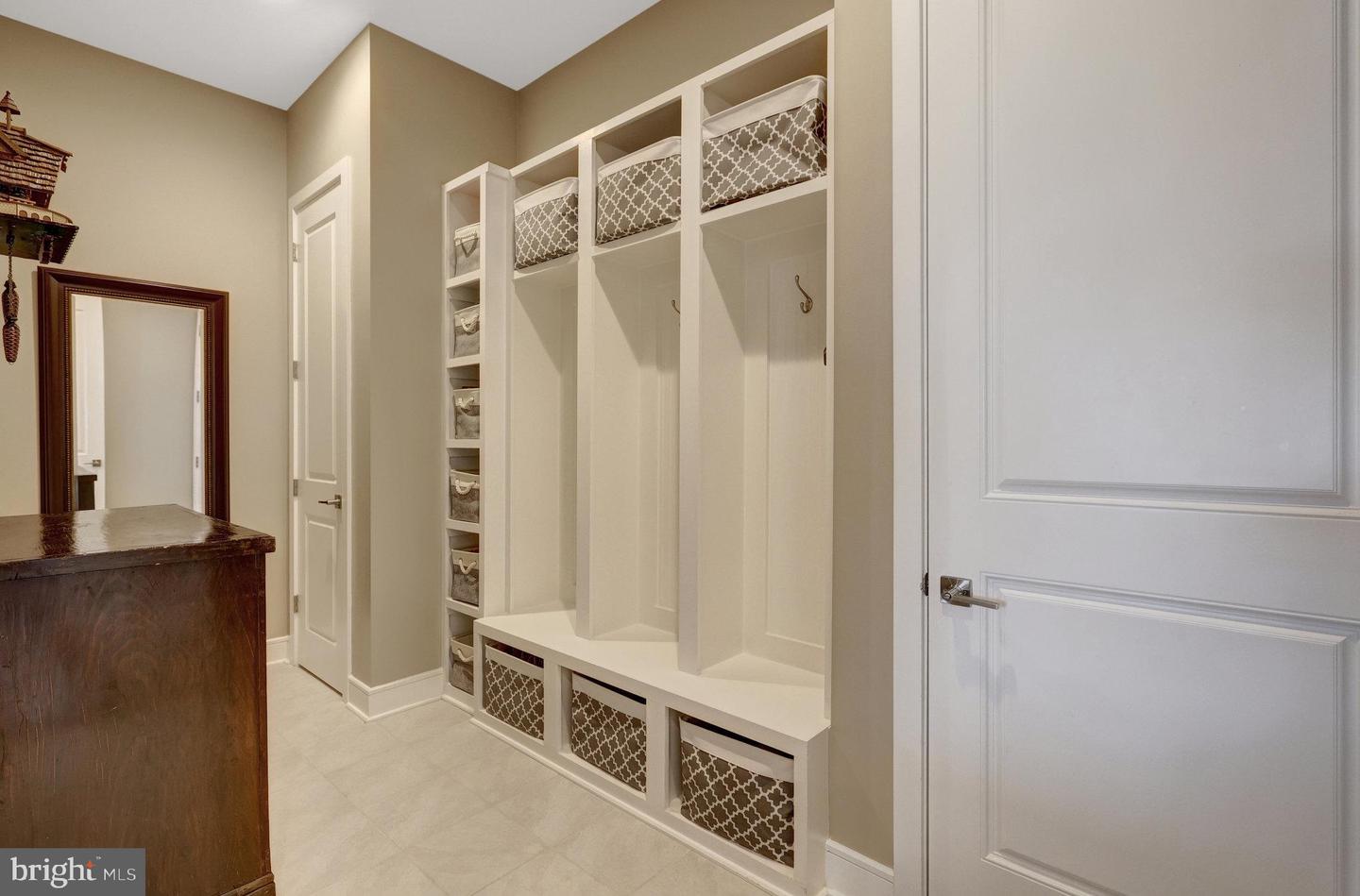 23744 FAIRFIELD KNOLL CT, ALDIE, Virginia 20105, 6 Bedrooms Bedrooms, ,4 BathroomsBathrooms,Residential,For sale,23744 FAIRFIELD KNOLL CT,VALO2090662 MLS # VALO2090662