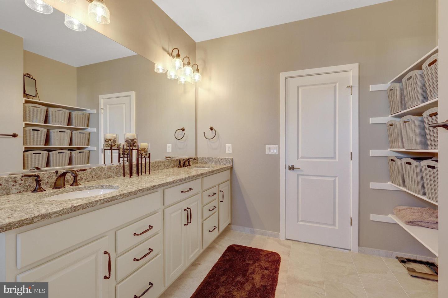 23744 FAIRFIELD KNOLL CT, ALDIE, Virginia 20105, 6 Bedrooms Bedrooms, ,4 BathroomsBathrooms,Residential,For sale,23744 FAIRFIELD KNOLL CT,VALO2090662 MLS # VALO2090662